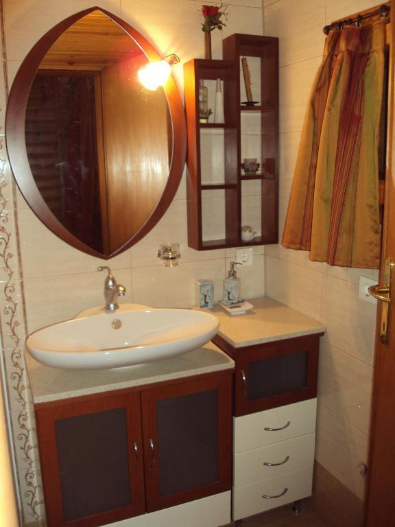 Vigla Ias Hotell Neos Marmaras Rum bild